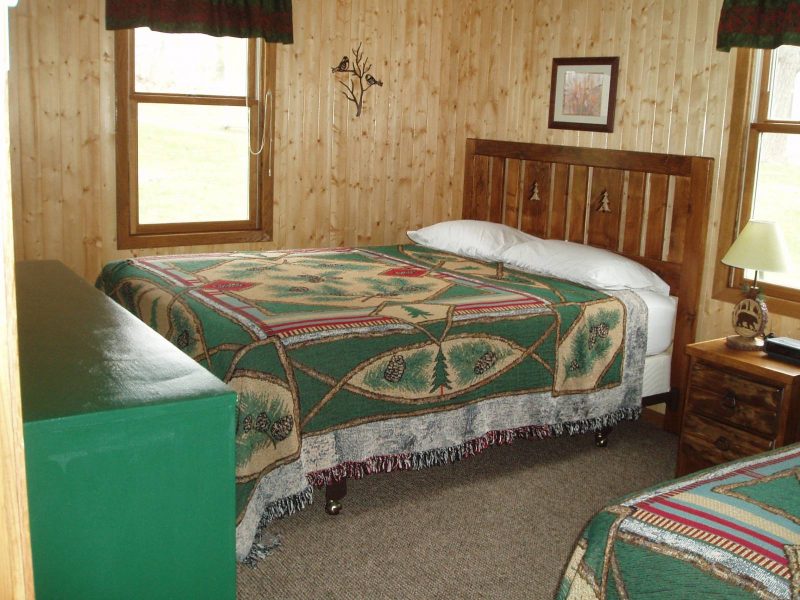 COTTAGE 1A Fred Thomas Resort Located on Big Lake Chetac